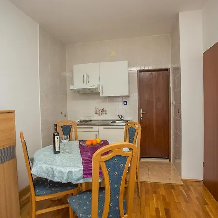 Apartamento By The Sea Podgora, Makarska - 13086 *